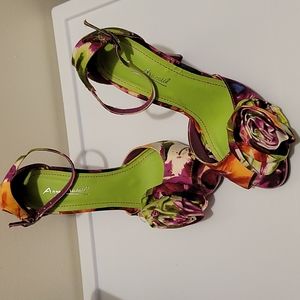 Floral heels 6 inch